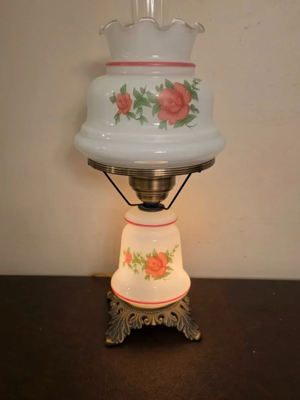 Vintage Hurricane Lamp with Pink Roses (1960's)